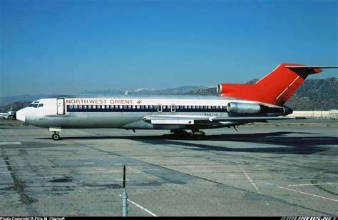 The Boeing 727 That Db Cooper Made His Famous Jumpballs Of Steel