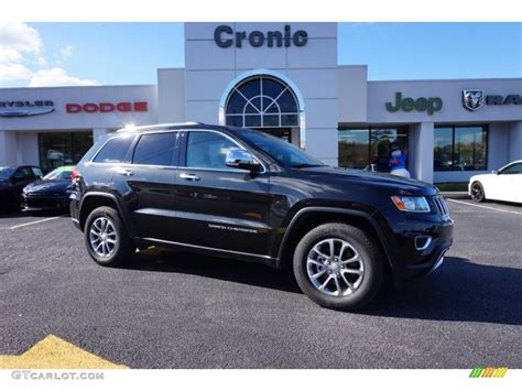 Brilliant Black Crystal Pearl Jeep Grand Cherokee Limited