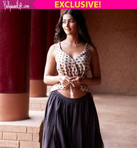 Pooja Hegdes Look From Mohenjo Daros First Song Tu Hai Is Out And She