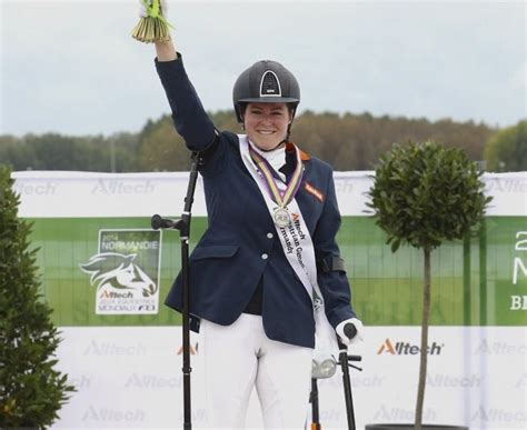 We're so excited to see what they achieve at the ultimate pony party! Goud voor Sanne Voets, Nicole den Dulk pakt zilver - Horses.nl