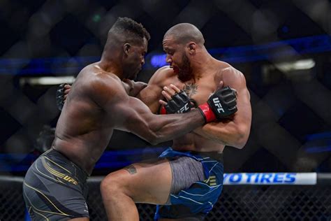 Revivez En Images Le Combat Entre Francis Ngannou Et Ciryl Gane Pour Le Titre Des Poids Lourds