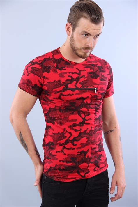 Find the latest at&t inc. T-shirt camouflage rouge