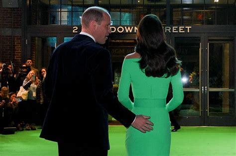 Kate Middleton Stuns In Rented Gown Princess Dis Emerald Choker