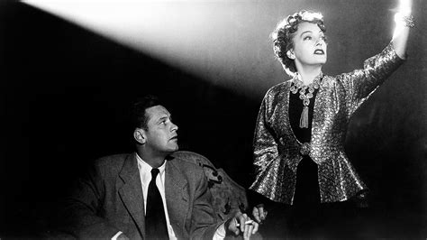 The film follows the lives of joe gillis, an unsuccessful screenwriter, and norma desmond, a silent movie star who can't seem to break into. D.M. Marshman Dead: 'Sunset Blvd.' Screenwriter Was 92 ...