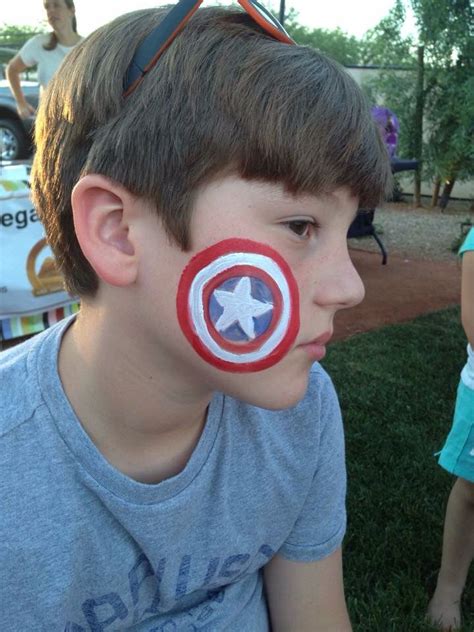 Captain america face paint for girls with airbrushed necklace by www.jenniferlehrbodyart.com. Captain America Shield - Face Paint - Chelsey Kuzyk ...