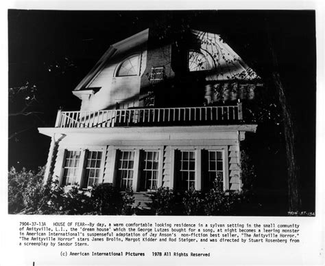 Amityville Horror House Inside Americas Most Haunted Home Metro News