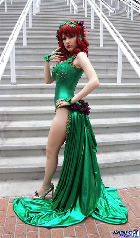 This Stunning Poison Ivy Cosplay Features Crystal Graziano At Sdcc The
