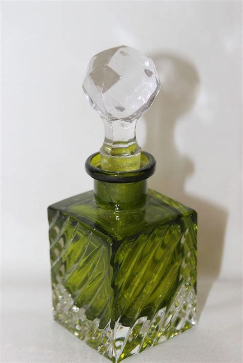 Vintage Green And Clear Diagonal Rib Patterned Glass Perfume Bottle