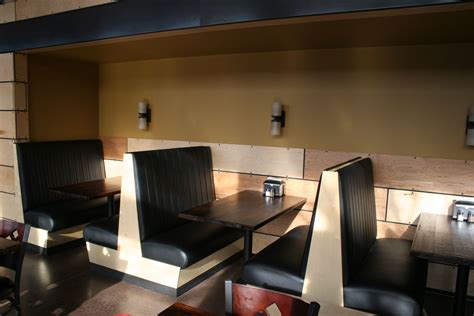 It was developed by studio mode and the result is indeed impressive. Starky's Restaurant Seating | Restaurant booth seating ...
