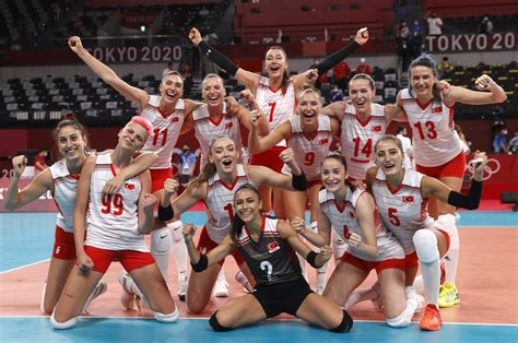Turkey Womens Volleyball Team Stuns Defending Olympic Champion China