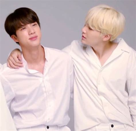 I Love Yoonjin Incheon Bts Group Picture Bale Bts Book Funny Videos