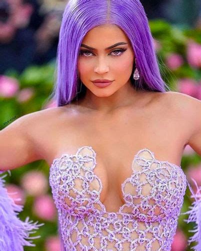 Hase Prognose Mischen Kylie Jenner Met Gala Makeup In Der Gnade