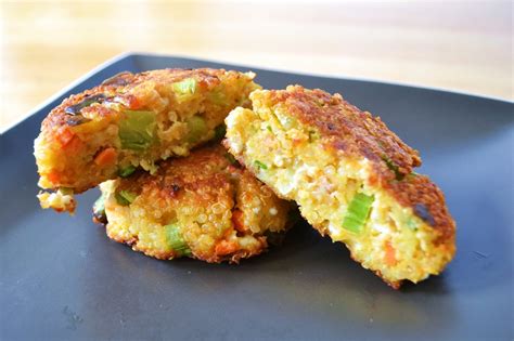 Quinoa Cakes What Cha Eatin