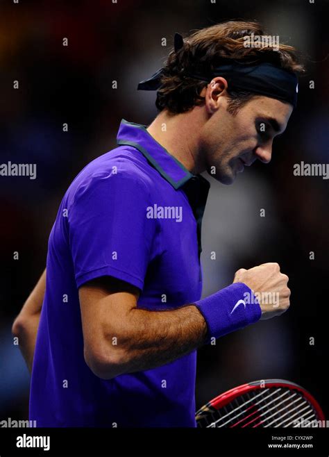 11112012 London England Switzerlands Roger Federer Clenches His
