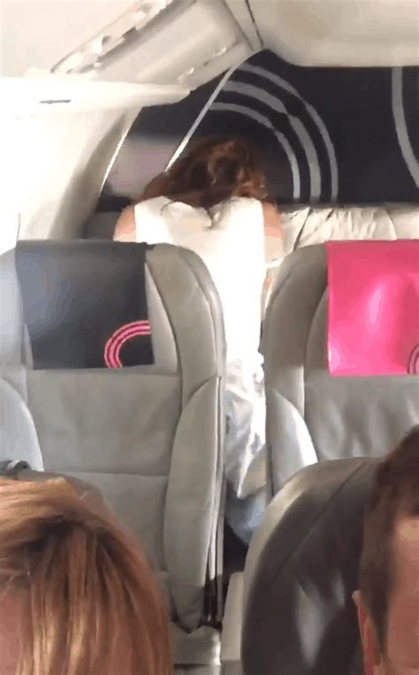 Couple Caught Having Sex In Their Seats On Silver Airways Flight