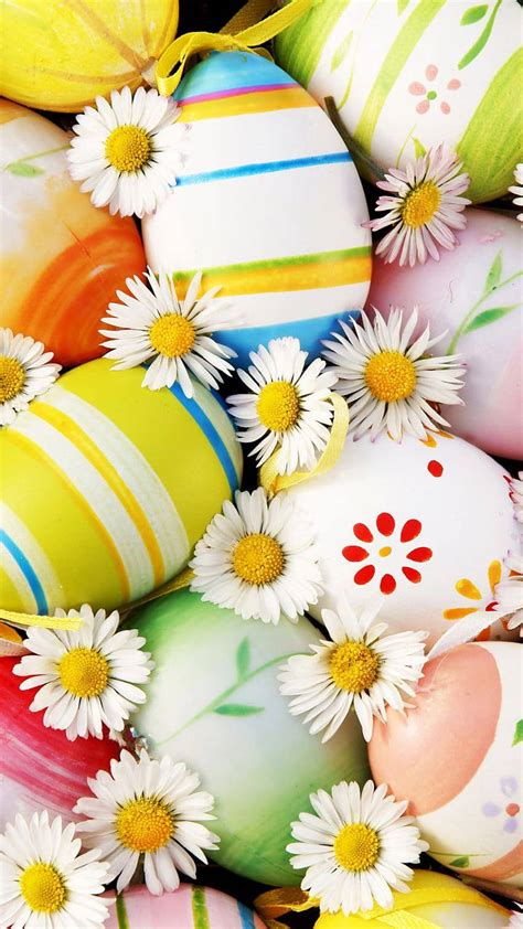 Download Easter Eggs With Daisies And Flowers Wallpaper