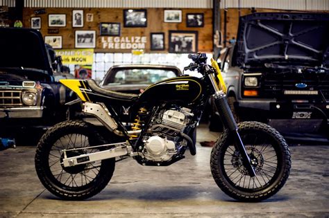 Ali from mint customs decided to build a ducati street tracker for himself. Hot Wheels Honda XR250 Tornado Street Tracker - BikeBound