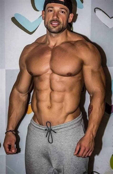 inspiring bodybuilders and muscle men