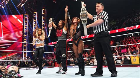 Becky Lynch And Lita Win Womens Tag Titles On 227 Wwe Raw