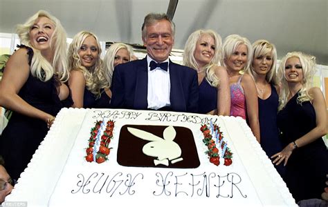 Hugh Hefners Wife Crystal Was Not At Side When He Died Daily Mail