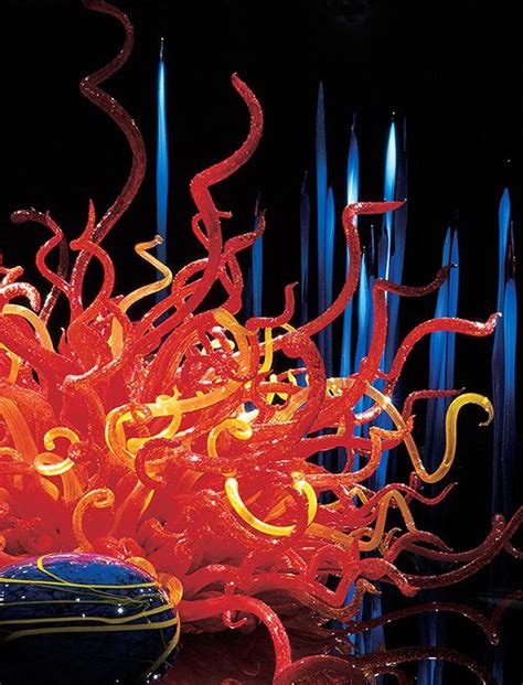 Dale Chihuly Biography Articles And Video Learn More Blown Glass Art