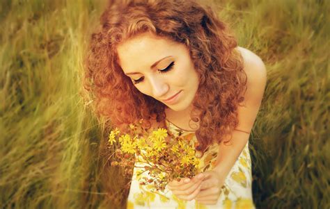 Wallpaper Face Sunlight Model Blonde Eyes Flowers Garden Long