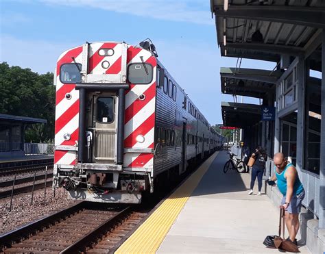 Union Pacific Gets Green Light To Cut Services On Three Busy Chicago