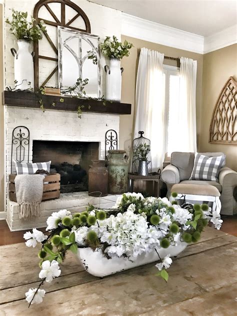 Country Farmhouse Living Room Decor A Neutral And Cozy Cottage