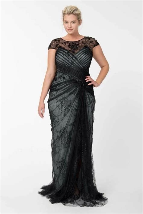 Plus Size Women Evening Dresses 2016 Black Lace Cap Sleeves Sheer Bride