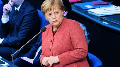 So Zerlegt Merkel Die Afd Bei Der Regierungsbefragung Vice