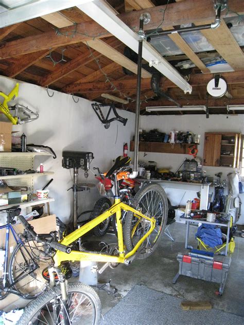 Here's how to build a very. How to Make a Hanging Bicycle Bike Repair Stand (modified ...