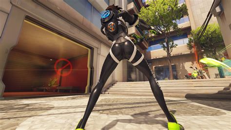 Huge Collection Of Tracer Booty Pics🍑🥵 R Playitfortheplot