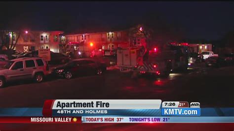 Omaha Crews Battle Apartment Fire In South Central Omaha Youtube