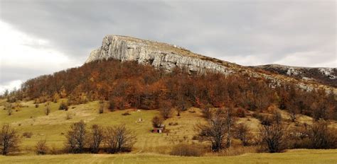 Borski Stol I Veliki Krš Planinarenje Explore Serbia Avanturistički