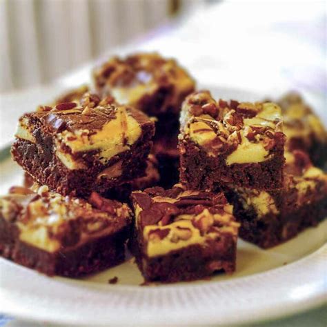 Cream Cheese Swirl Brownies With Heath Bars And Pecans Recipe Leite S
