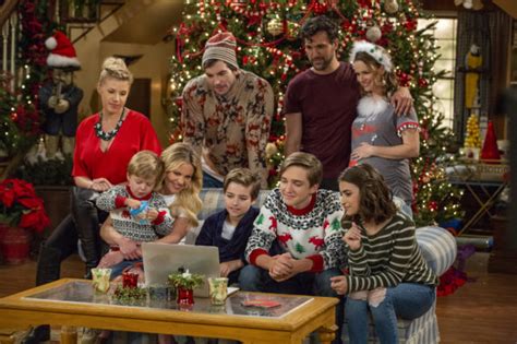 fuller house season five netflix sets premiere date for final season canceled renewed tv