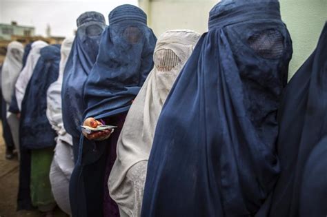¿cómo Legisla Europa El Uso Del Burka