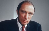 Biography of Canadian Prime Minister Pierre Trudeau