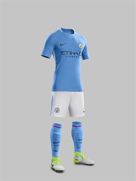 However, white was previously a popular colour, as was red and black stripes. Man City Home Kit 2017-2018 - Buy Online >>