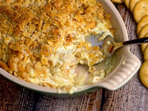 In addition to being super delicious, everyone in my family likes it, which is something really hard to achieve with 4 kids. Creamy Chicken Ritz Casserole - The Midnight Baker