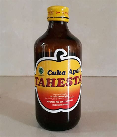 Cara minum air yang baru dan sehat adalah dengan menambahkan ciuka apel kedalamnya selain itu bisa menambahkan bunga atau herbal. Review Cuka Apel 'Tahesta' sebagai Toner untuk Jerawat ...