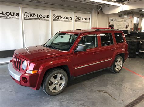 2010 limited w/ 5 speed manual transmission (try finding that combination on another car) 15,000 miles. Cowansville Toyota | Jeep Patriot Limited 2010 d'occasion ...