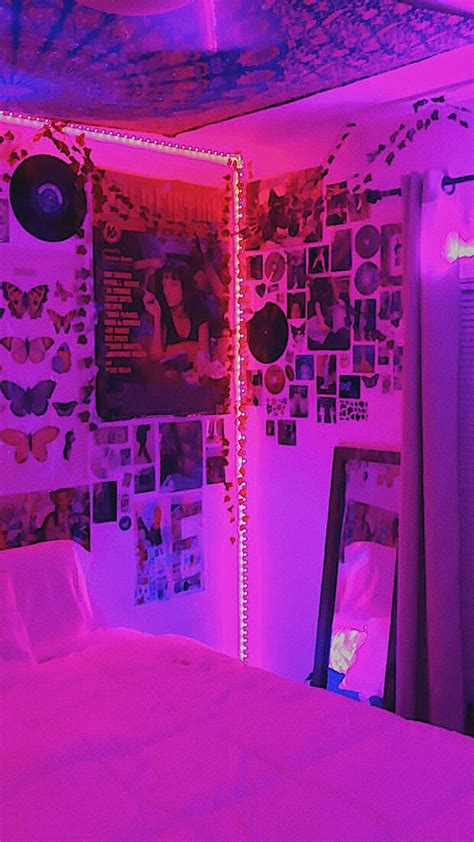 Indie Room🔮💫⛓ Neon Room Dreamy Room Room Design Bedroom