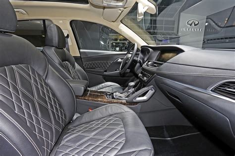 Trust the edmunds experts to recommend the best suv or crossover for your family. Borgward BX7 et BX7 TS : Un SUV familial pour 2016 - Photo ...