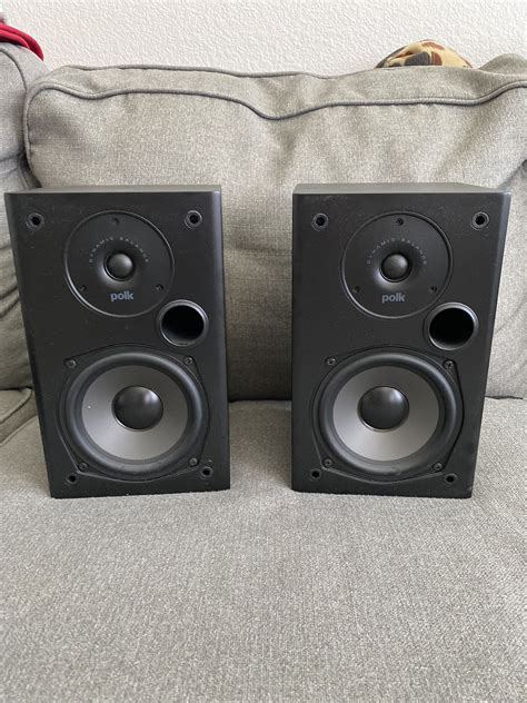 2 Polk Audio T15 100 Watt Home Theater Bookshelf Speakers Pair