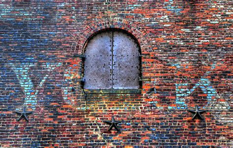 Old Warehouse Wall New York City Photograph By Dave Mills