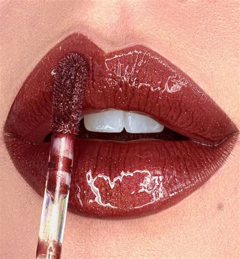 Perfect Lip Makeup Ideas Dark Brown Red Lipstick