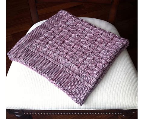 Sugarplums Blanket | Blanket knitting patterns, Blanket knitting pattern, Knitting patterns