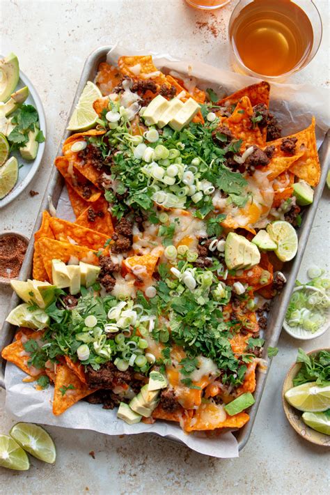 Easy Loaded Doritos Nachos With Beef The Hearty Life