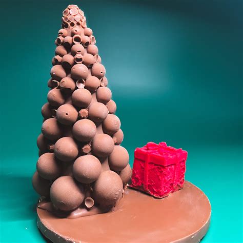 Under the Glimmering Lights: Christmas Chronicles of Connection and Co